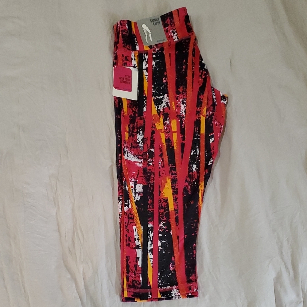 NWT Reebok Crop Leggings sz M